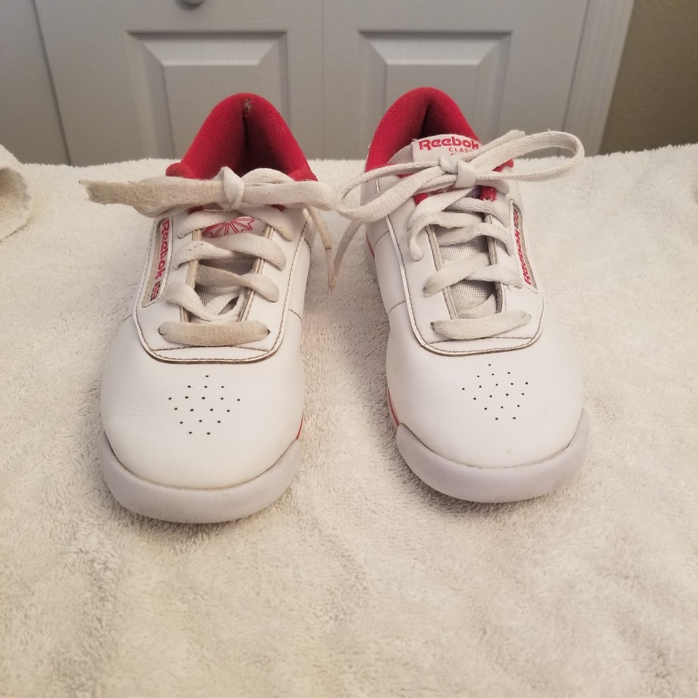 Reebok Classic Kids Leather Sneakers White Red Low Top Lace Up Athletic Shoe 1.5